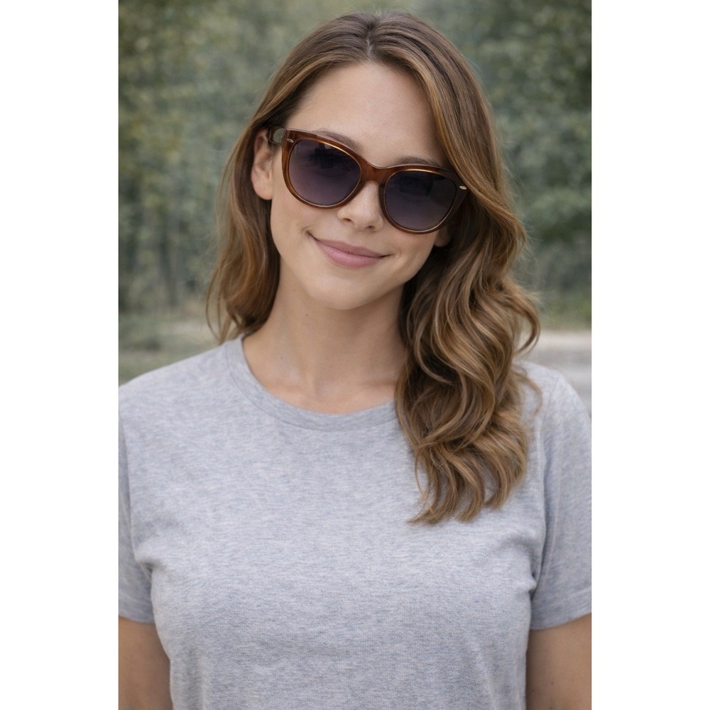 A.J.Morgan Brown Cat Eye Sunglasses UV400 Gray Plastic Lenses‎ Solid Pattern.